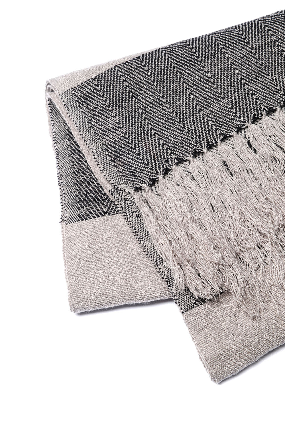 Design H Scarf - Dk. Grey / Black [Wide] - Image 3